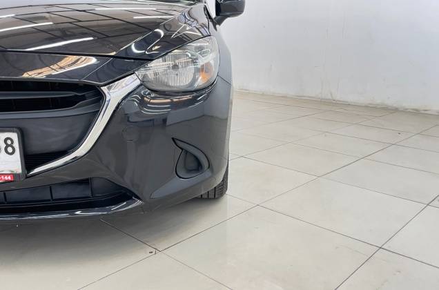 2 1.5 Skyactiv XD High AT* - ภาพย่อที่ 13