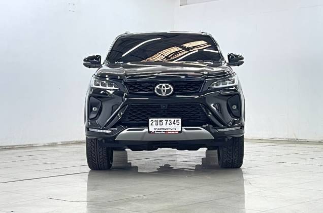 Fortuner 2.4 Legender (MY20) AT - ภาพย่อที่ 3
