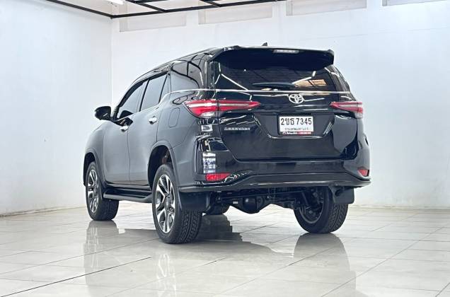 Fortuner 2.4 Legender (MY20) AT - ภาพย่อที่ 8