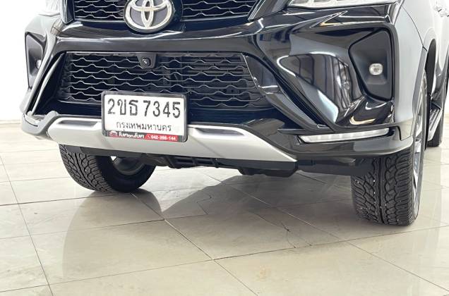 Fortuner 2.4 Legender (MY20) AT - ภาพย่อที่ 15