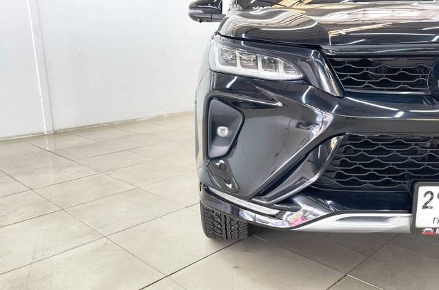 Fortuner 2.4 Legender (MY20) AT - ภาพย่อที่ 16