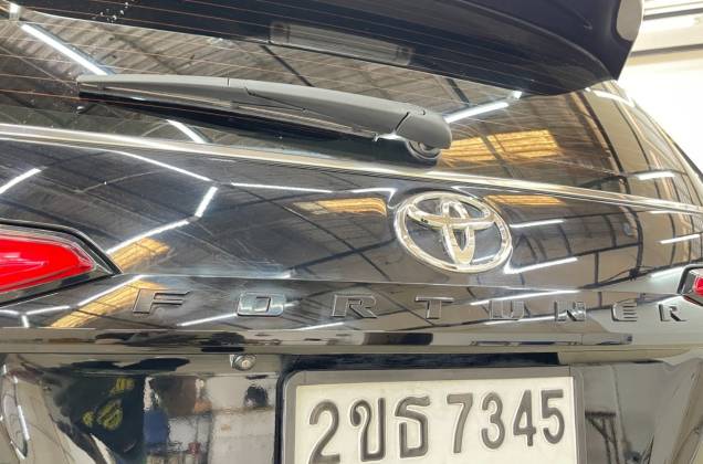 Fortuner 2.4 Legender (MY20) AT - ภาพย่อที่ 20