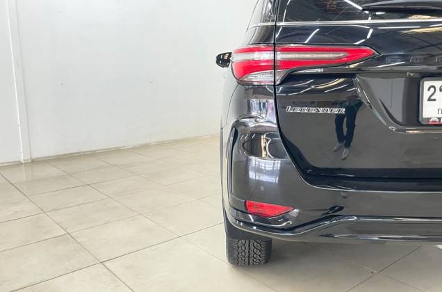 Fortuner 2.4 Legender (MY20) AT - ภาพย่อที่ 18