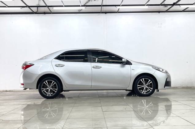 Corolla Altis 1.8 E (MY16)  AT - ภาพย่อที่ 9