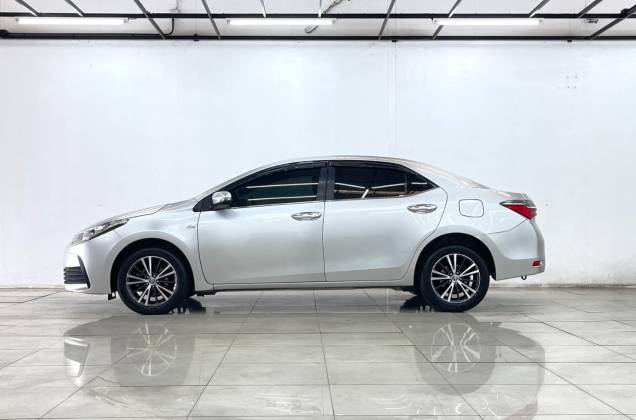 Corolla Altis 1.8 E (MY16)  AT - ภาพย่อที่ 10