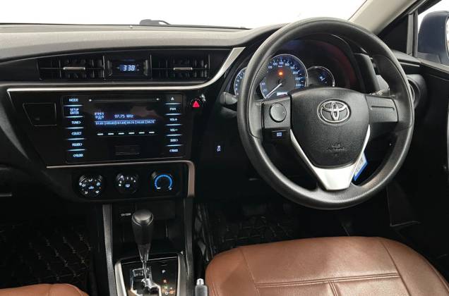 Corolla Altis 1.8 E (MY16)  AT - ภาพย่อที่ 32