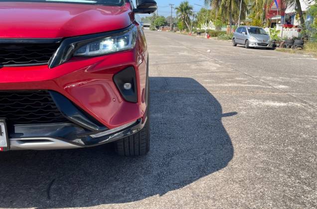 Fortuner 2.4 Legender Black Top (MY20) AT* - ภาพย่อที่ 14