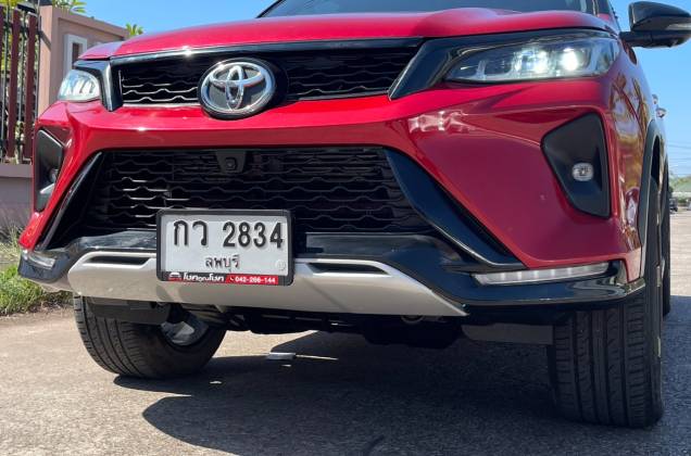 Fortuner 2.4 Legender Black Top (MY20) AT* - ภาพย่อที่ 12