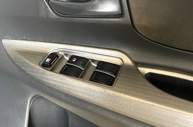 Avanza 1.5 S Touring (MY12) AT* - ภาพย่อที่ 25