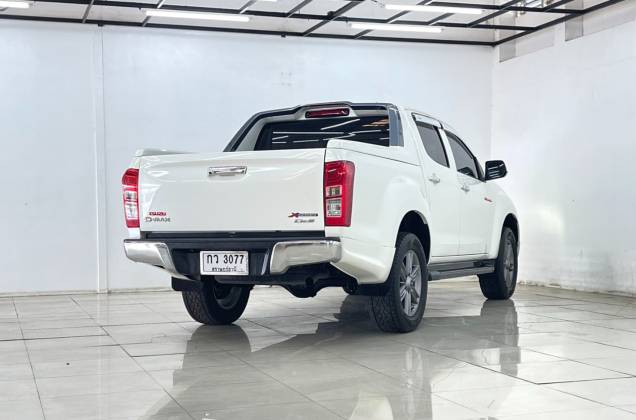 D-Max All New Blue Power Cab-4 Hi-Lander 1.9 Ddi Z DVD X-series MT* - ภาพย่อที่ 8