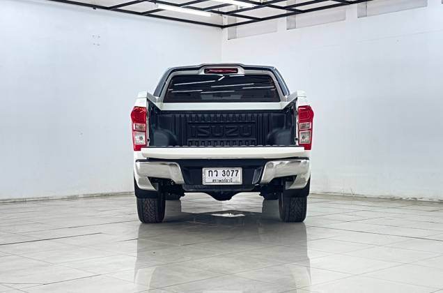 D-Max All New Blue Power Cab-4 Hi-Lander 1.9 Ddi Z DVD X-series MT* - ภาพย่อที่ 9