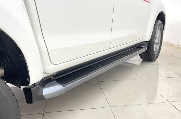 D-Max All New Blue Power Cab-4 Hi-Lander 1.9 Ddi Z DVD X-series MT* - ภาพย่อที่ 23