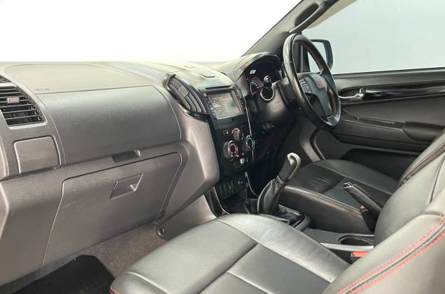 D-Max All New Blue Power Cab-4 Hi-Lander 1.9 Ddi Z DVD X-series MT* - ภาพย่อที่ 33