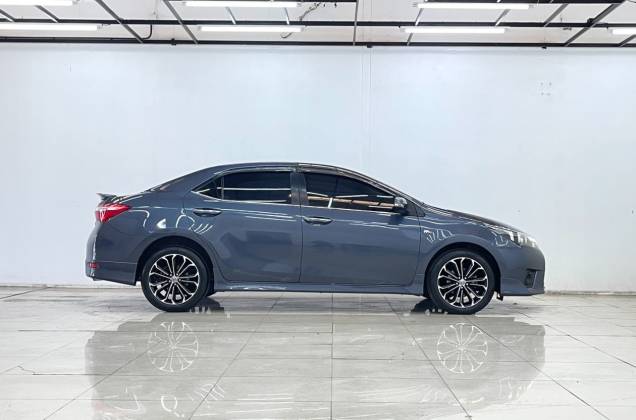 Corolla Altis 1.8 ESport (MY14) AT* - ภาพย่อที่ 9