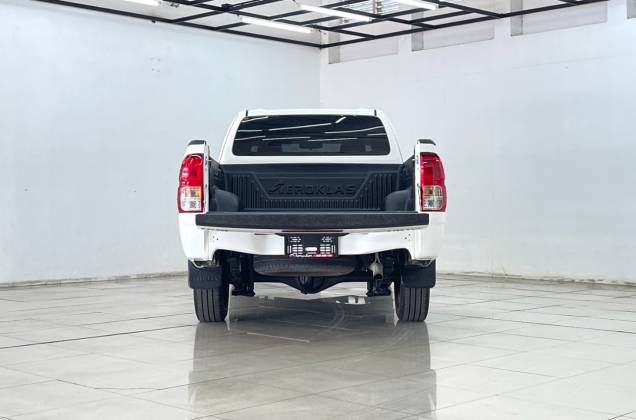 Hilux Revo Smart Cab 2.4 J MT* - ภาพย่อที่ 9