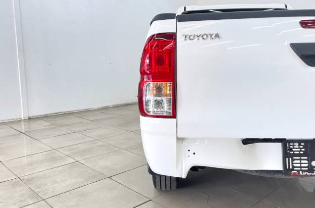 Hilux Revo Smart Cab 2.4 J MT* - ภาพย่อที่ 17