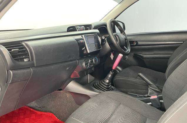 Hilux Revo Smart Cab 2.4 J MT* - ภาพย่อที่ 27