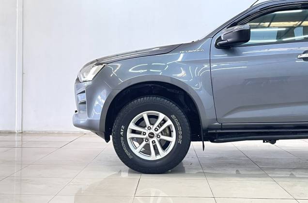 D-Max All New Blue Power Spacecab Hi-Lander 1.9 Ddi Z (MY19)  AT - ภาพย่อที่ 16