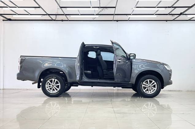 D-Max All New Blue Power Spacecab Hi-Lander 1.9 Ddi Z (MY19)  AT - ภาพย่อที่ 12