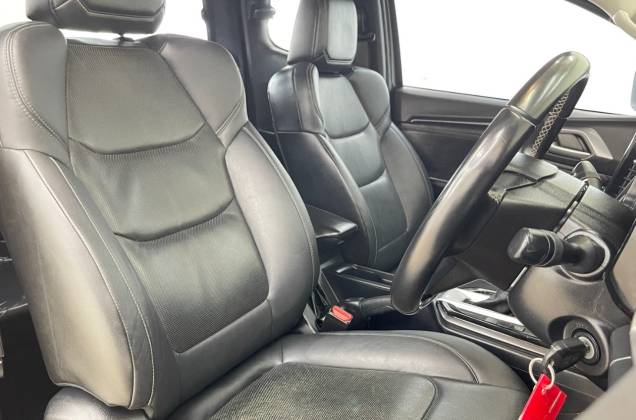 D-Max All New Blue Power Spacecab Hi-Lander 1.9 Ddi Z (MY19)  AT - ภาพย่อที่ 31