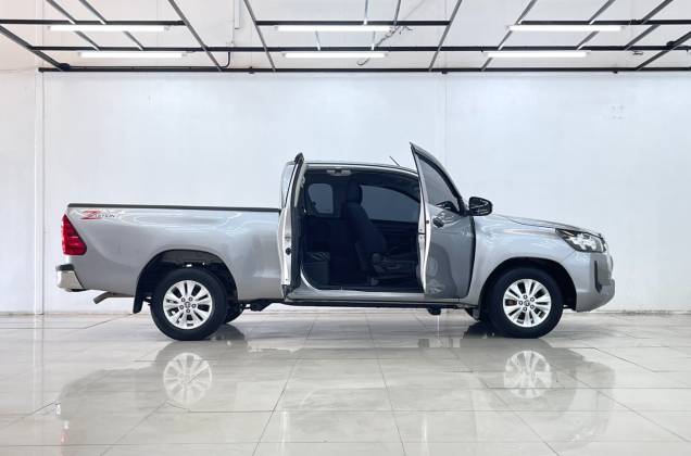 Hilux Revo Smart Cab 2.4 Entry Z Edition (MY22) MT - ภาพย่อที่ 12