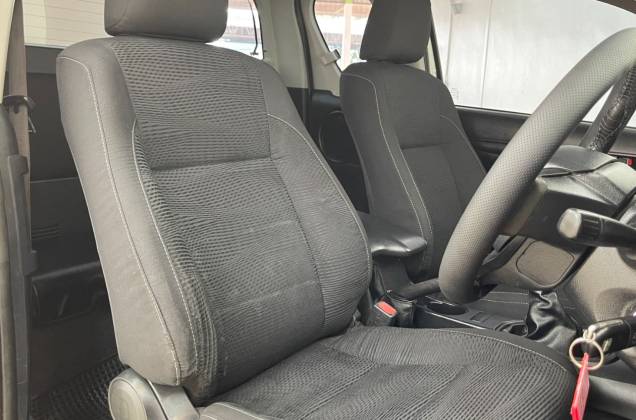 Hilux Revo Smart Cab 2.4 Entry Z Edition (MY22) MT - ภาพย่อที่ 30