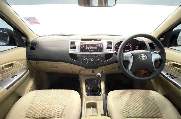 Hilux Vigo Champ Smart Cab 2.5 G VNT MT - ภาพย่อที่ 32