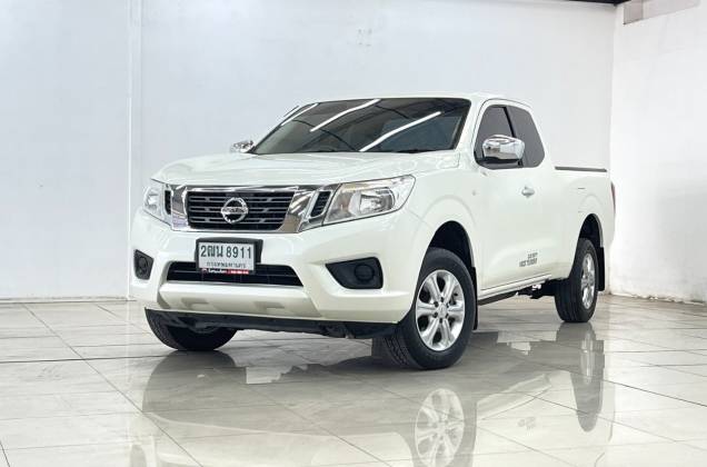 NP300 Navara King Cab 2.5 E MT