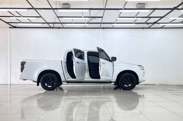 D-Max All New Blue Power Cab-4 Hi-Lander 1.9 Ddi L DA (MY22) MT - ภาพย่อที่ 12