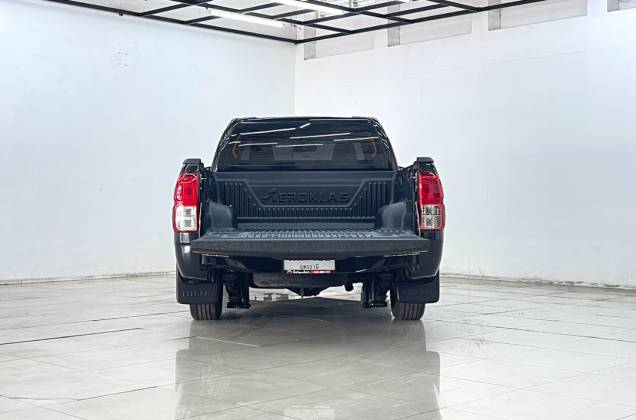 Hilux Revo Smart Cab 2.4 J Plus (MY18) MT - ภาพย่อที่ 9