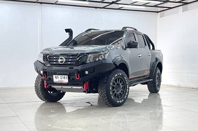 NP300 Navara Double cab 2.5 4WD N-Trek Warrior Package AT