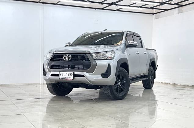Hilux Revo Double Cab 2.4 Mid Prerunner (MY20) MT*