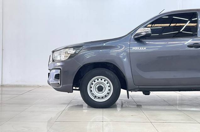 Hilux Revo Smart Cab 2.4 J Plus Z Edition (MY18) MT - ภาพย่อที่ 16