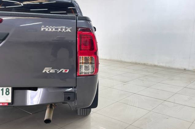 Hilux Revo Smart Cab 2.4 J Plus Z Edition (MY18) MT - ภาพย่อที่ 20