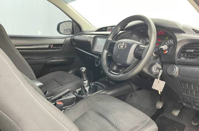 Hilux Revo Smart Cab 2.4 Entry Z Edition (MY20) MT - ภาพย่อที่ 26
