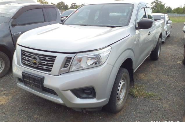 NP300 Navara King Cab 2.5 S MT