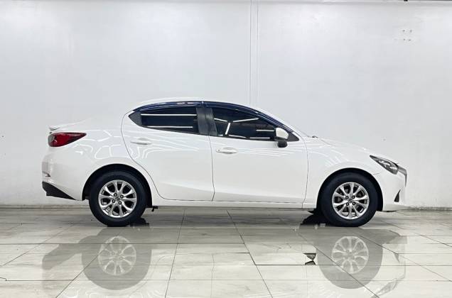 2 1.5 Skyactiv XD High Connect (MY17)  AT - ภาพย่อที่ 9