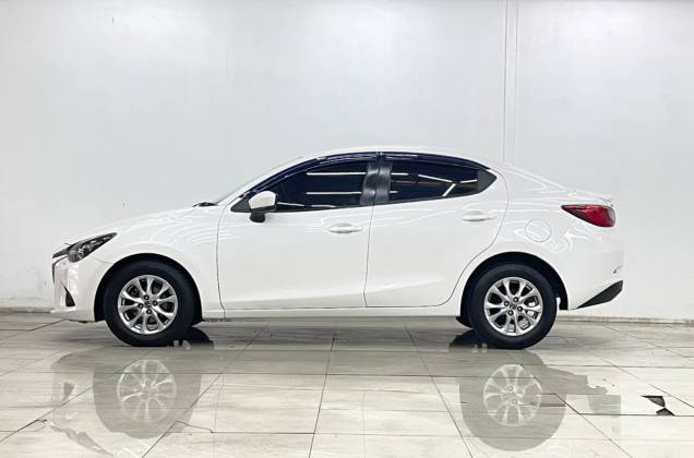 2 1.5 Skyactiv XD High Connect (MY17)  AT - ภาพย่อที่ 11