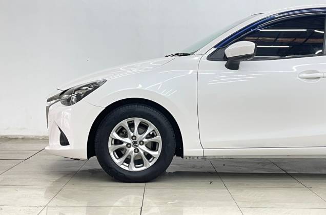 2 1.5 Skyactiv XD High Connect (MY17)  AT - ภาพย่อที่ 15