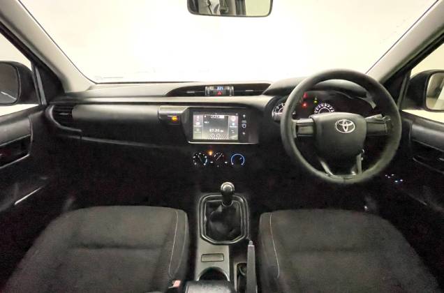 Hilux Revo Smart Cab 2.4 Entry Std Z Edition (MY20) MT - ภาพย่อที่ 33