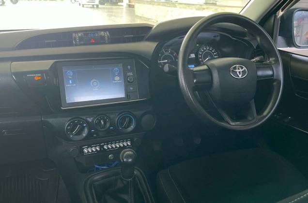 Hilux Revo Smart Cab 2.4 Entry Z Edition (MY20) MT - ภาพย่อที่ 8