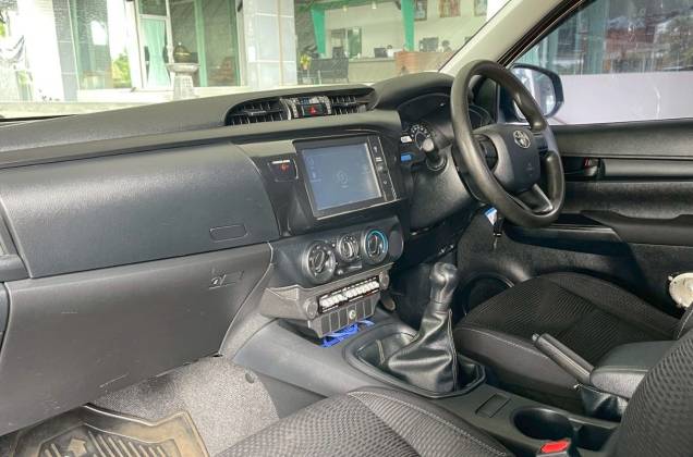 Hilux Revo Smart Cab 2.4 Entry Z Edition (MY20) MT - ภาพย่อที่ 12
