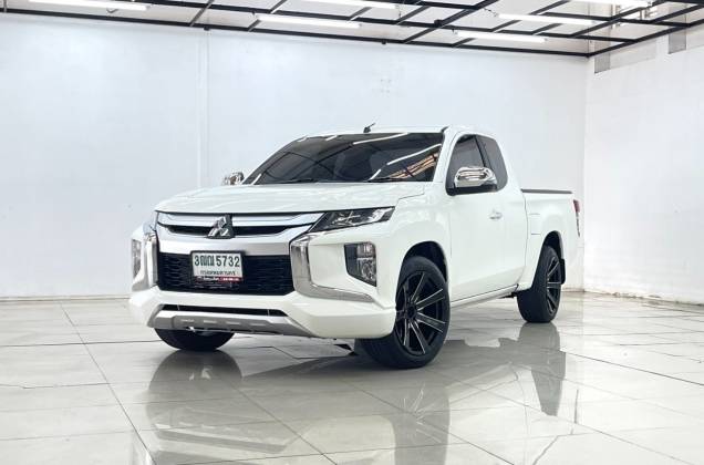 Triton All New Mega Cab 2.5 GLX (MY20) MT