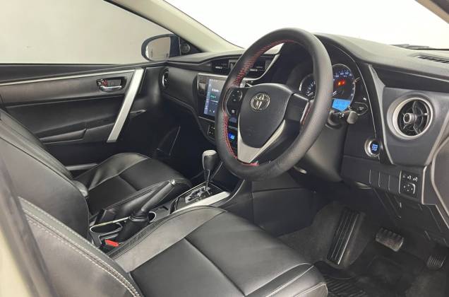Corolla Altis 1.8 ESport (MY16) AT - ภาพย่อที่ 28
