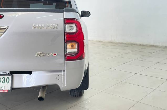 Hilux Revo Smart Cab 2.4 Mid Z Edition (MY22) MT - ภาพย่อที่ 20