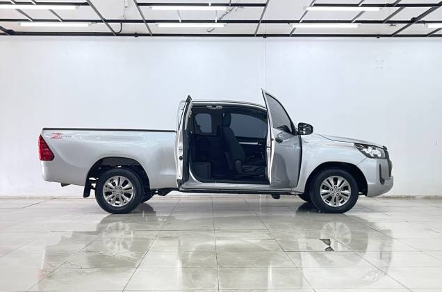 Hilux Revo Smart Cab 2.4 Entry Z Editon (MY20) MT - ภาพย่อที่ 10
