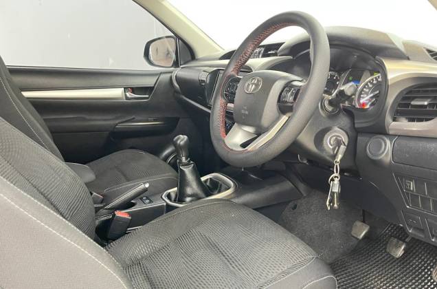 Hilux Revo Smart Cab 2.4 Entry Z Editon (MY20) MT - ภาพย่อที่ 28