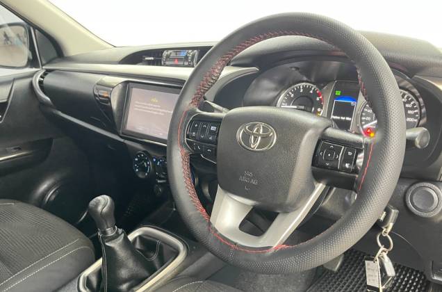 Hilux Revo Smart Cab 2.4 Entry Z Editon (MY20) MT - ภาพย่อที่ 32