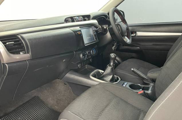 Hilux Revo Smart Cab 2.4 Entry Z Editon (MY20) MT - ภาพย่อที่ 30