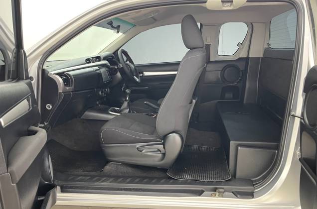 Hilux Revo Smart Cab 2.4 Entry Z Editon (MY20) MT - ภาพย่อที่ 25